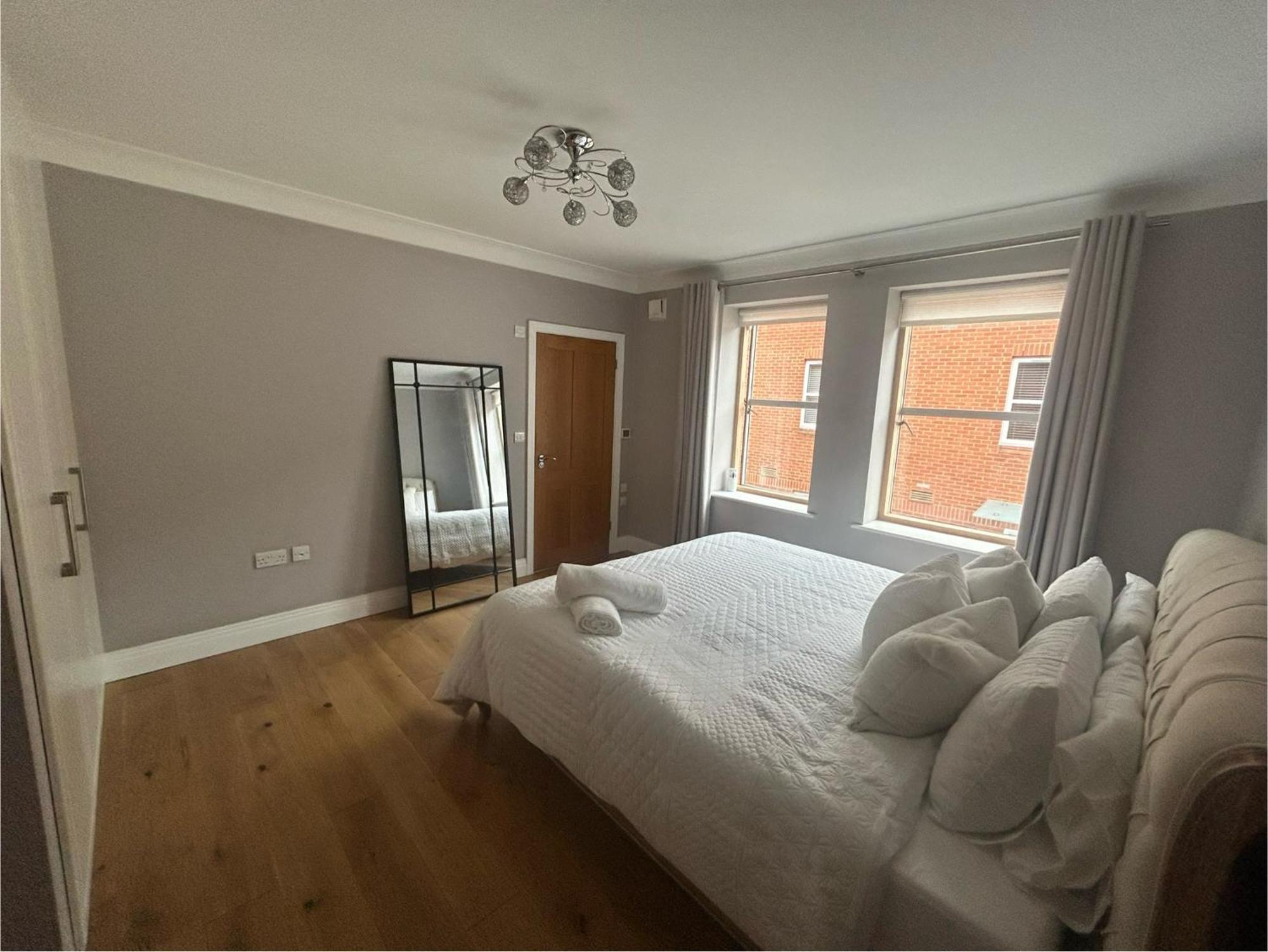 Royal Windsor Super King Ensuite - Free Parking Luaran gambar